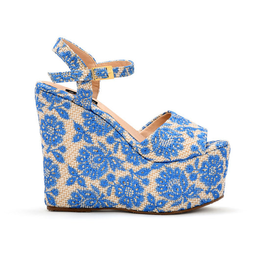 Amelia Blue